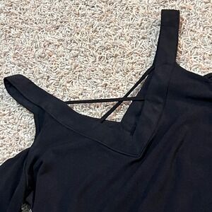 The Workshop Black Cold Shoulder Bell Sleeve V Neck Crisscross Top Women's Small